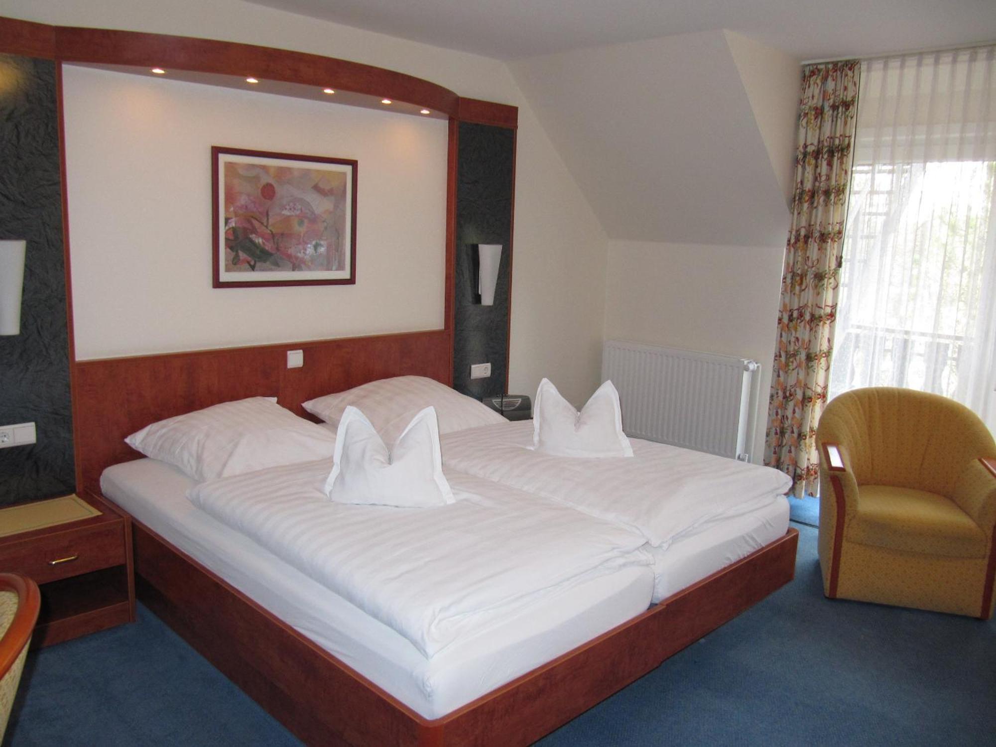 Hotel Pension Marie-Luise, Hotel Garni Bad Bevensen Rom bilde